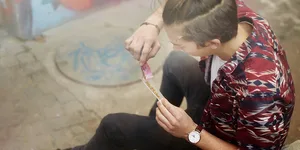 jeune_fumeur_dossier_fritzundfraenzi1 Le cannabis est-il une drogue d'initiation ?
