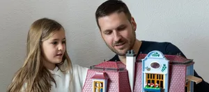 02_21_Väter_Dossier_Thomas_NEU_HL «Wie bringt man alles unter einen Hut?»