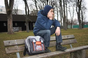 School-jokers-with-school-heads-in-the-free Monitoring by school software SAL in Baselland?