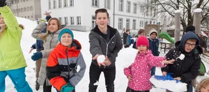 Pupils at Zug Day School Pupils at Zug Day School