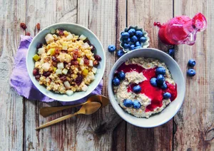Porridge de millet aux poires, raisins et baies – Overnight Oats-scaled Ce que l'Ayurveda peut nous apprendre sur l'alimentation des enfants
