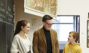 Vorbereitungskurs, Lehrer Haussmann, Schulhaus Kappeli, Ivana Matan (ehmals, erzählt von Gymiprüffung und Gymi), Linus Lambert (im Vorbereitungskurs) Sek oder Gymi?