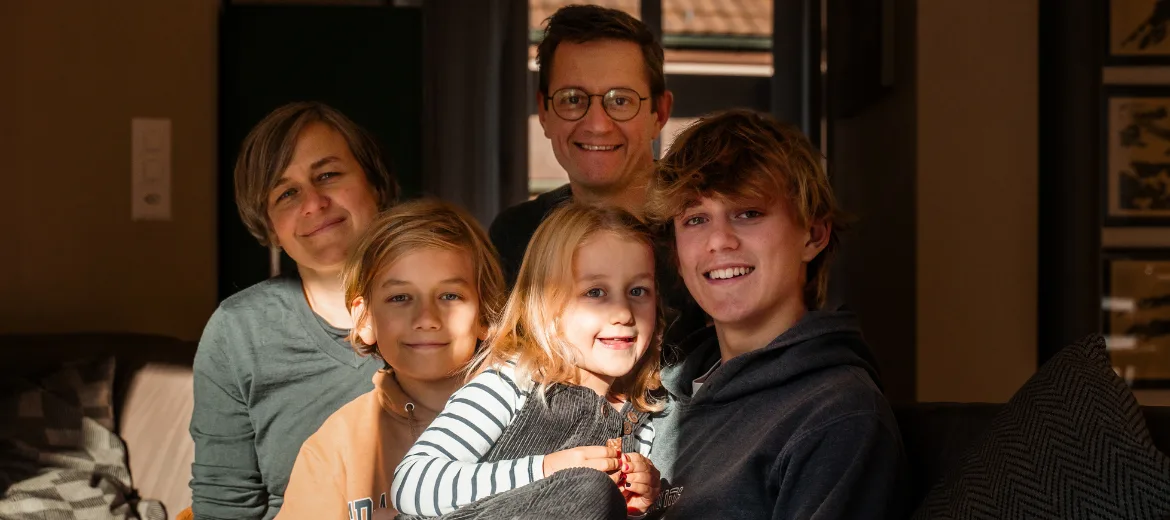24-12-adhs-lernen-dossier-wir-erzaehlen-johan-carmen-schweizer-elternmagazin-fritz-und-fraenzi-hg Alltag mit ADHS: Johan und seine Familie
