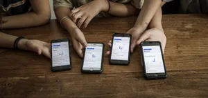 Restrictions_on_mobile_phones_for_children Childproof mobile phone: How to set filters