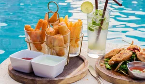 Schwimmbad-Essen wie lange muss man nach dem Essen mit dem Schwimmen warten?