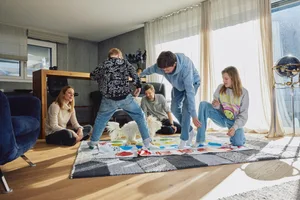 Fritz+Fränzi_Magazin_2023 Dossier Erziehungsmythen