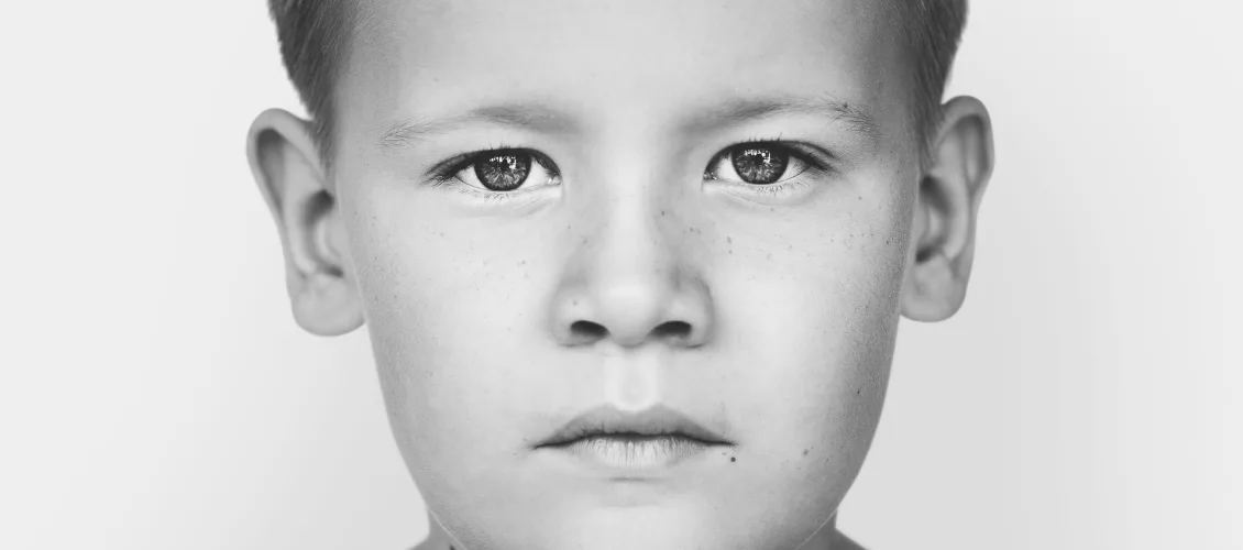 220225_Kinder_Krieg_wie_spreche_ich_rawp_header Wie rede ich mit meinem Kind über den Krieg