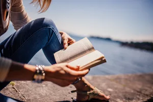 consigli_di_lettura_per_le_vacanze_di_tutti_i_formati I nostri consigli di lettura per l'estate
