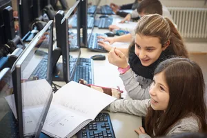 En-tête_Programmation_Primalogo_Bl_si Les élèves du primaire apprennent à programmer
