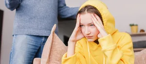 25-06-kinder-konflikte-elternnotruf-schweizer-elternmagazin-hg Kinder und Elternstreit: Teenagertochter leidet unter Konflikten der Eltern