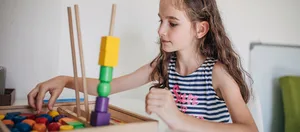 03_21_Terapia_Bambino_Ergoterapia_HL Bambino e terapia: un percorso verso l'indipendenza e l'autonomia nella vita quotidiana