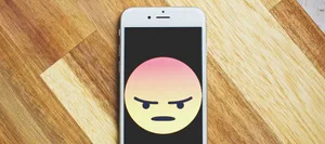Utilisation du smartphone par la famille_HL Utilisation du smartphone en famille : la bénédiction du portable est de travers