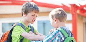 Lehrerin_Monika_C_Aggression-L Lehrerin berichtet über aggressive Kinder und Eltern