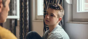 Father and son time Trennung der Eltern: Ein Vater spricht mit seinem Sohn
